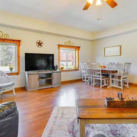 Hocking Hills Hideaway With Hot Tub And Fire Pit! Villa Logan Eksteriør bilde